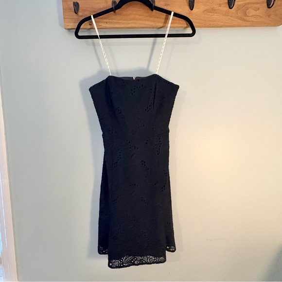 Lilly Pulitzer Black Eyelet Fit & Flare Dress | Size 0 | Gold Zip Back - Picture 3 of 5